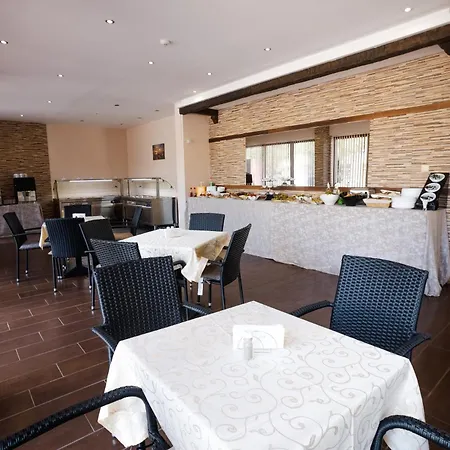 Appart hôtel K&e And 3*