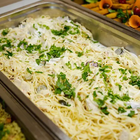 Aparthotel K&e And 3*