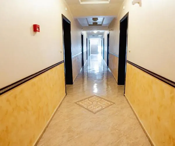 Aparthotel K&e And 3*