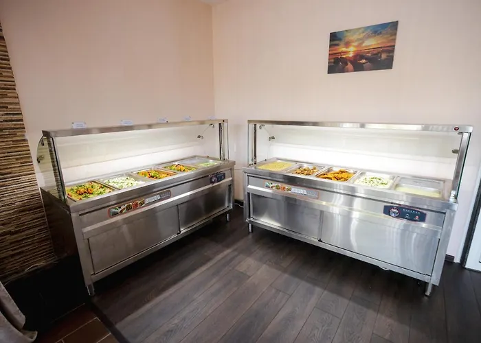 K&e And Aparthotel 3*