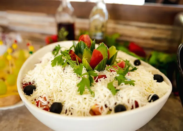 Aparthotel K&e And 3*